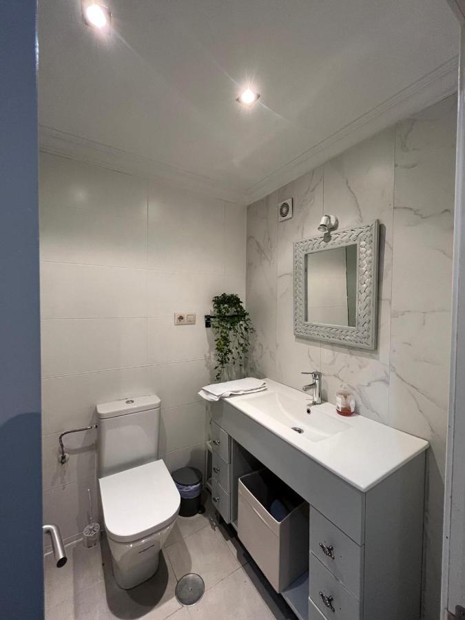 Hermoso Apartamento A Escasos Metros De La Playa Apartment Хихон Екстериор снимка